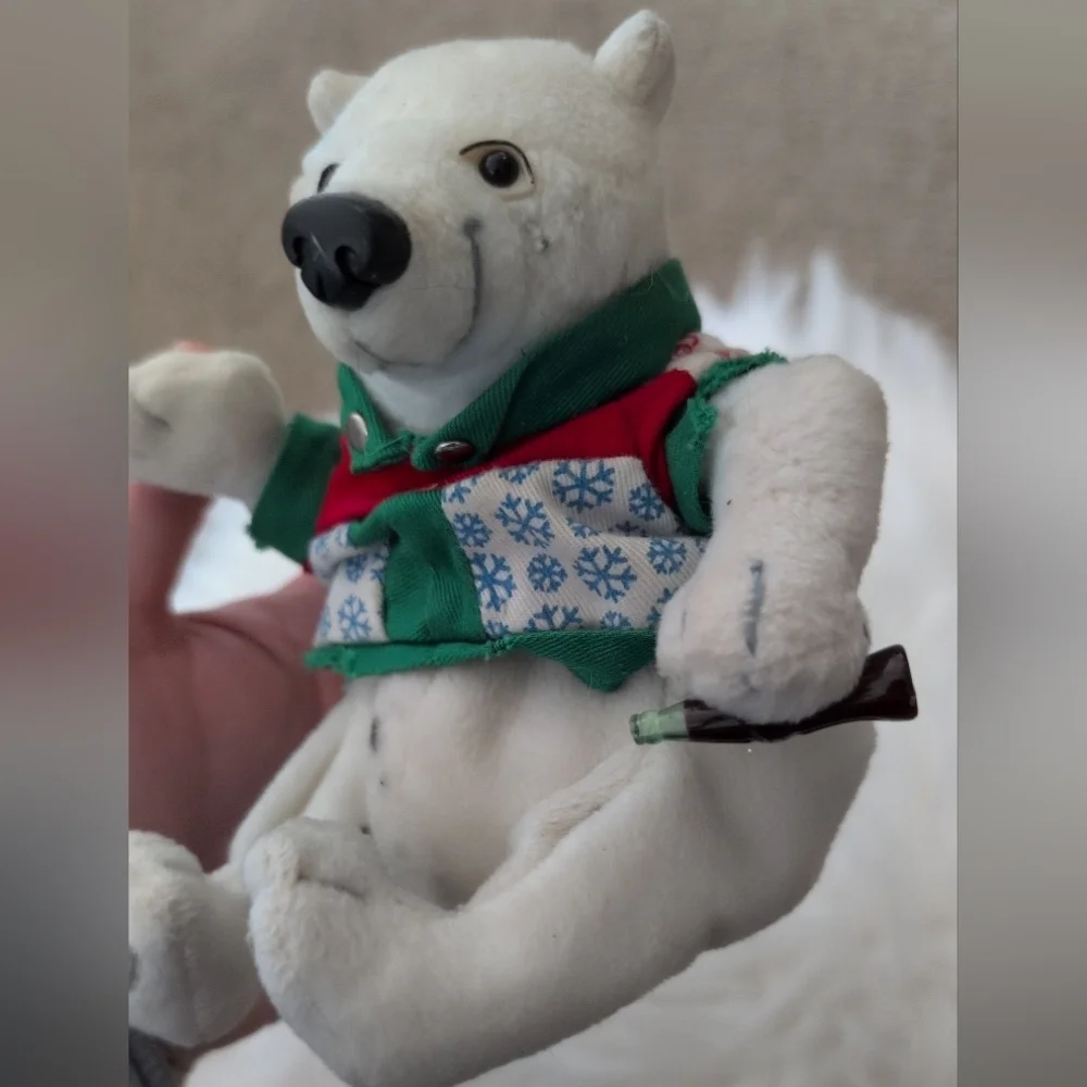 1999 Vintage Cocoa Cola Holiday Collection Bean Bag Plush Polar Bear